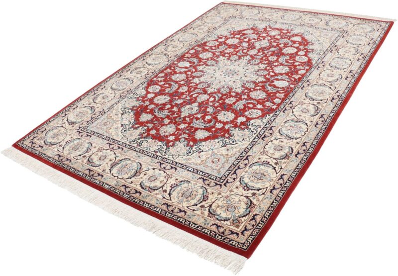 Isfahan Persian Rug 150 × 226 cm, Wool and Silk, hand-knotted — view 3