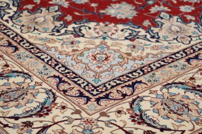 Isfahan Persian Rug 150 × 226 cm, Wool and Silk, hand-knotted — view 5