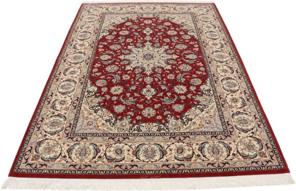 Isfahan Persian Rug 150 × 226 cm, Wool and Silk, hand-knotted — view 7