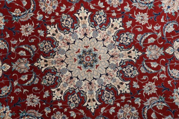 Isfahan Persian Rug 150 × 226 cm, Wool and Silk, hand-knotted — view 9