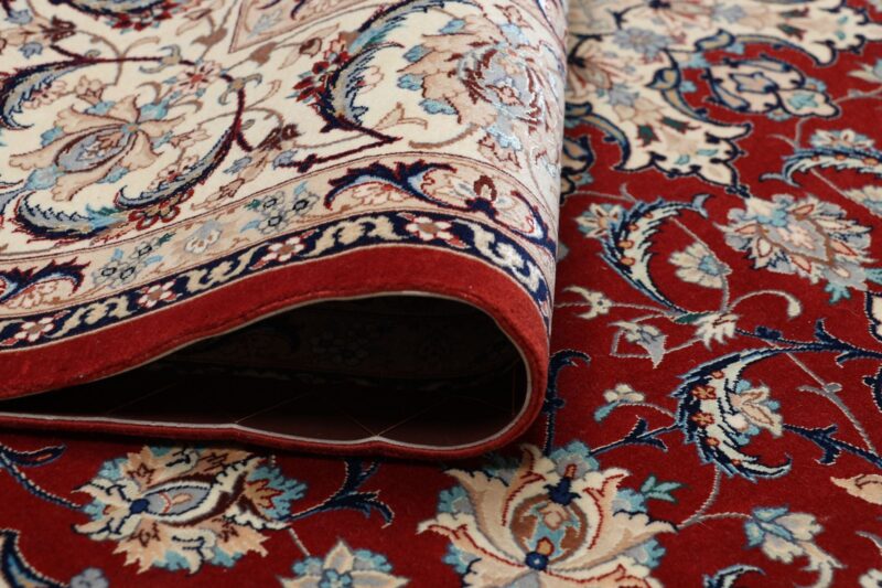Isfahan Persian Rug 150 × 226 cm, Wool and Silk, hand-knotted — view 10