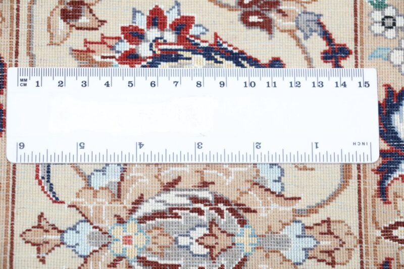 Isfahan Persian Rug 150 × 226 cm, Wool and Silk, hand-knotted — view 11