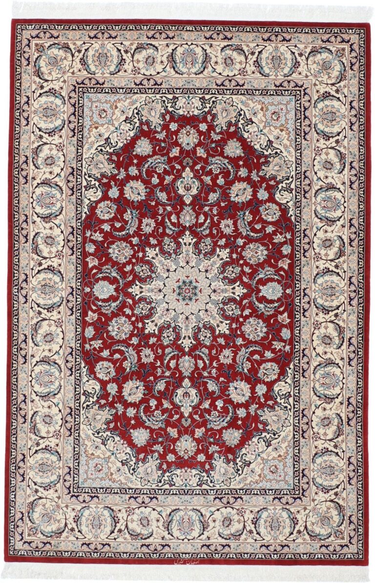 Isfahan Persian Rug 150 × 226 cm, Wool and Silk, hand-knotted