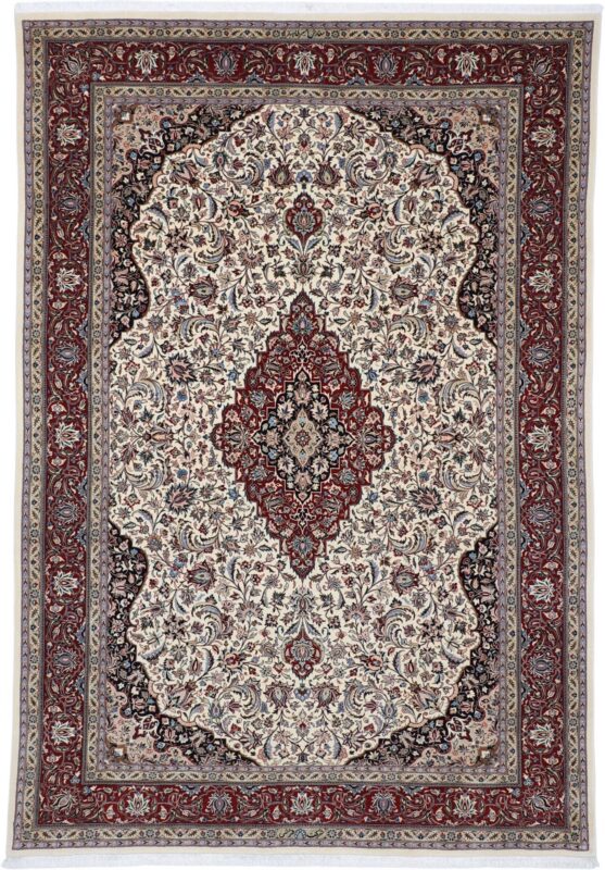 Isfahan Persian Rug 172 × 247 cm, Wool and Silk, hand-knotted
