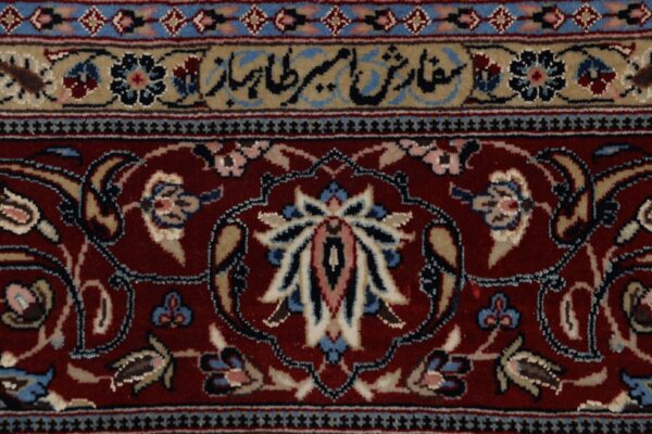 Isfahan Persian Rug 172 × 247 cm, Wool and Silk, hand-knotted — view 8