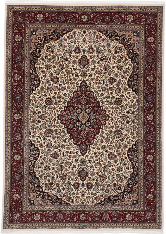 Isfahan Persian Rug 175 × 245 cm, Wool and Silk, hand-knotted