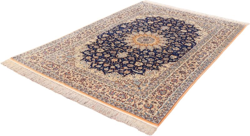 Isfahan Persian Rug 199 × 300 cm, Wool, hand-knotted — view 3 Isfahan Persian Rug 199 × 300 cm, Wool, hand-knotted — view 3