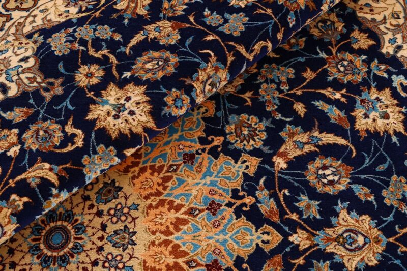Isfahan Persian Rug 199 × 300 cm, Wool, hand-knotted — view 8 Isfahan Persian Rug 199 × 300 cm, Wool, hand-knotted — view 8
