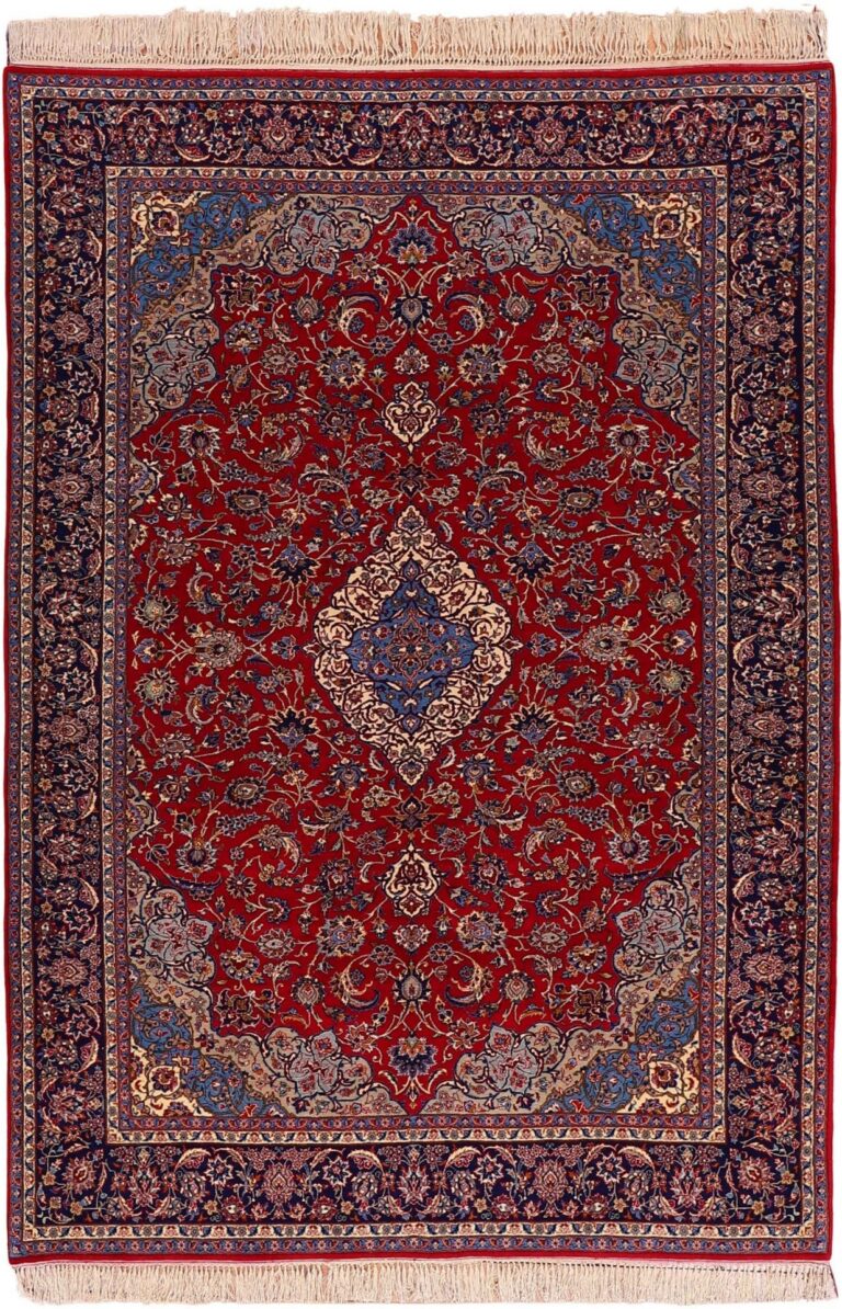 Isfahan Persian Rug 208 × 298 cm, Wool, hand-knotted