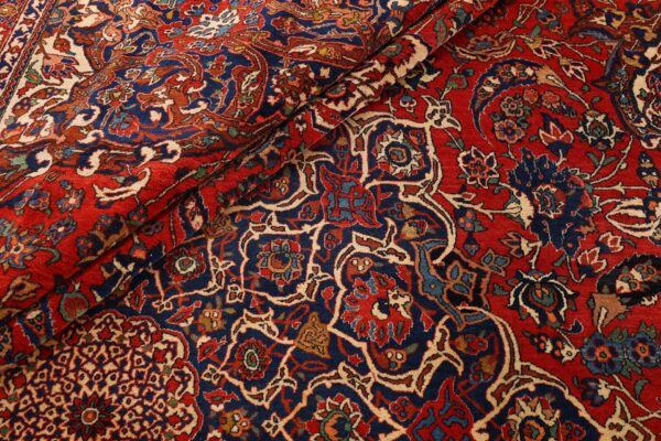Isfahan Persian Rug 300 × 459 cm, Wool, hand-knotted, antique — view 8