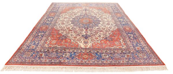 Isfahan Persian Rug 309 × 405 cm, Wool, hand-knotted — view 4