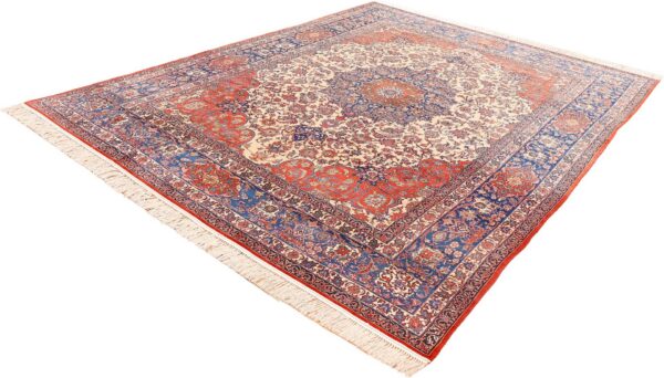 Isfahan Persian Rug 309 × 405 cm, Wool, hand-knotted — view 5