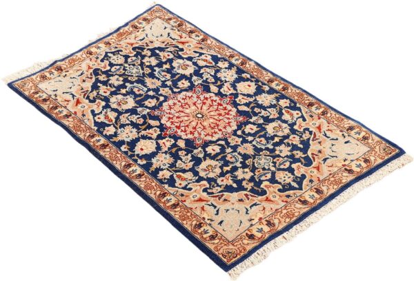Isfahan Persian Rug 58 × 85 cm, Wool, hand-knotted — view 4