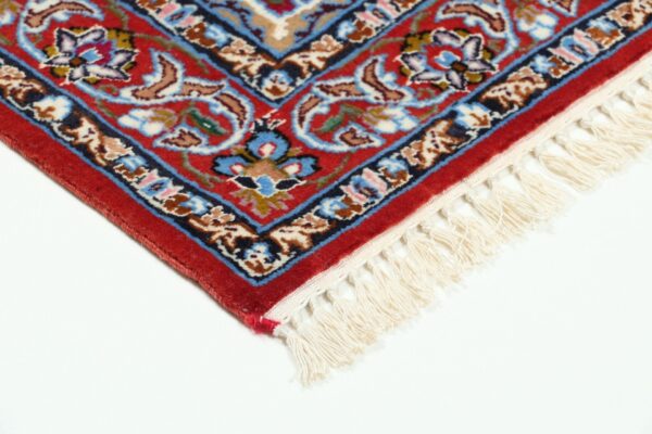 Isfahan Persian Rug 70 × 98 cm, Wool and Silk, hand-knotted — view 6