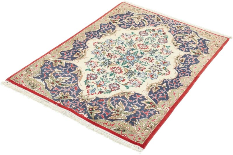 Isfahan Persian Rug 71 × 103 cm, Wool and Silk, hand-knotted — view 3