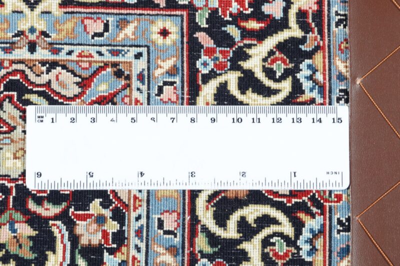 Isfahan Persian Rug 78 × 127 cm, Wool and Silk, hand-knotted — view 10
