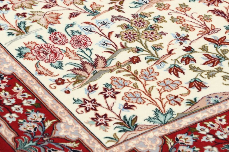 Isfahan Persian Rug 80 × 128 cm, Wool and Silk, hand-knotted — view 5