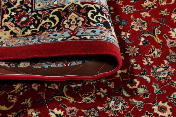Isfahan Persian Rug 82 × 128 cm, Wool and Silk, hand-knotted — view 9