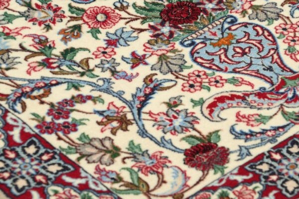Isfahan Persian Rug 83 × 117 cm, Wool and Silk, hand-knotted — view 5