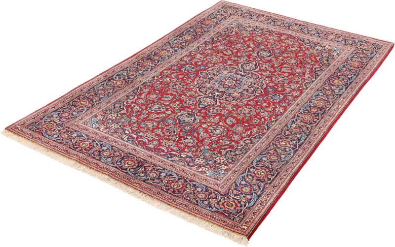 Kashan Persian Rug 133 × 225 cm, Wool, hand-knotted, antique — view 5 Kashan Persian Rug 133 × 225 cm, Wool, hand-knotted, antique — view 5