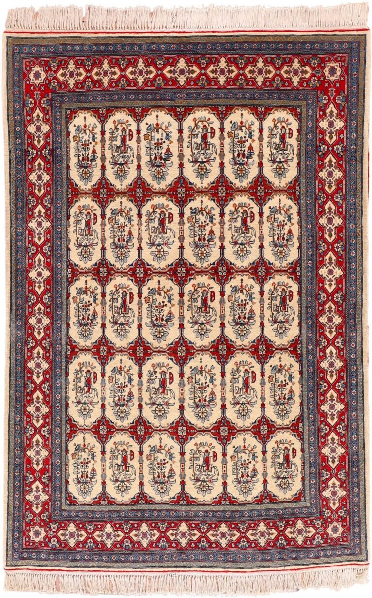 Kashan Persian Rug 134 × 202 cm, Wool, hand-knotted, antique