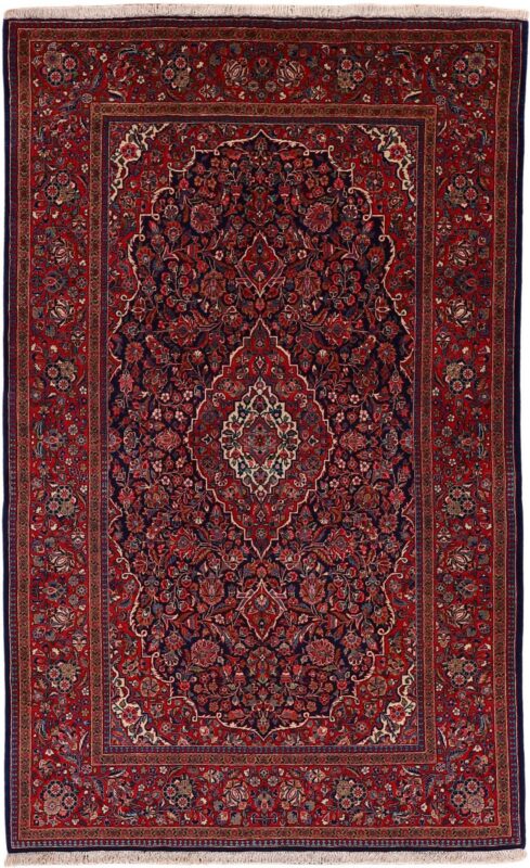 Kashan Persian Rug 135 × 194 cm, Wool, hand-knotted, antique