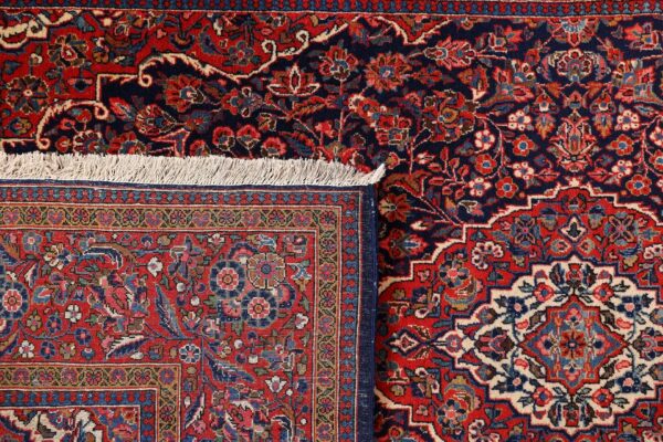 Kashan Persian Rug 135 × 194 cm, Wool, hand-knotted, antique — view 7