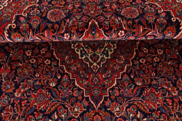 Kashan Persian Rug 135 × 194 cm, Wool, hand-knotted, antique — view 8