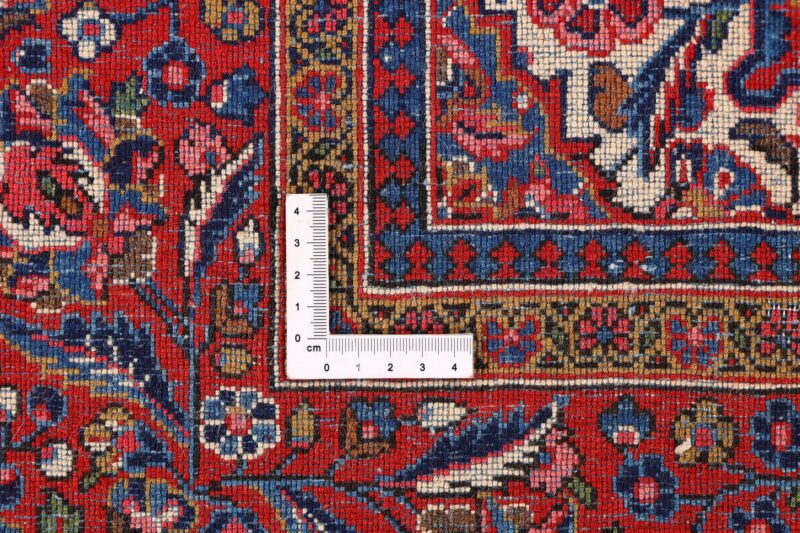 Kashan Persian Rug 135 × 194 cm, Wool, hand-knotted, antique — view 9