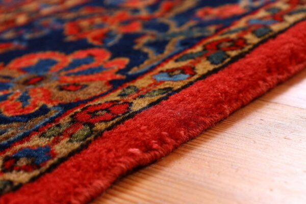 Kashan Persian Rug 135 × 200 cm, Wool, hand-knotted — view 6 Kashan Persian Rug 135 × 200 cm, Wool, hand-knotted — view 6