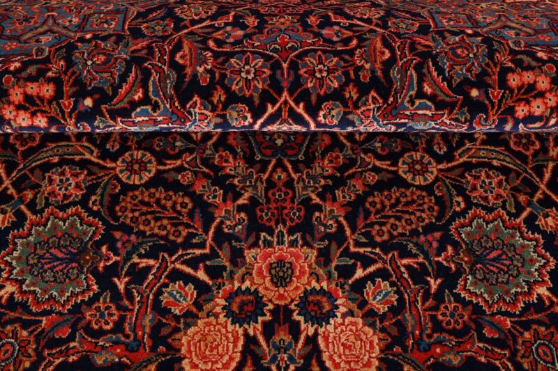 Kashan Persian Rug 135 × 215 cm, Wool, hand-knotted — view 9 Kashan Persian Rug 135 × 215 cm, Wool, hand-knotted — view 9