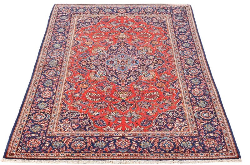Kashan Persian Rug 140 × 202 cm, Wool, hand-knotted — view 4