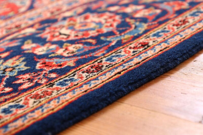 Kashan Persian Rug 140 × 202 cm, Wool, hand-knotted — view 6