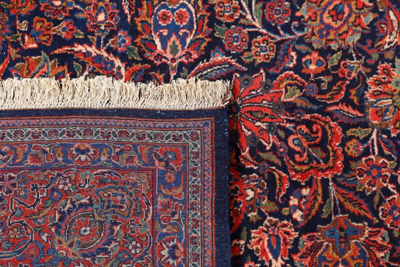 Kashan Persian Rug 308 × 400 cm, Wool, hand-knotted, antique — view 7 Kashan Persian Rug 308 × 400 cm, Wool, hand-knotted, antique — view 7
