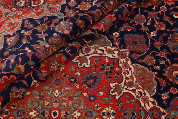 Kashan Persian Rug 315 × 422 cm, Wool, hand-knotted — view 8