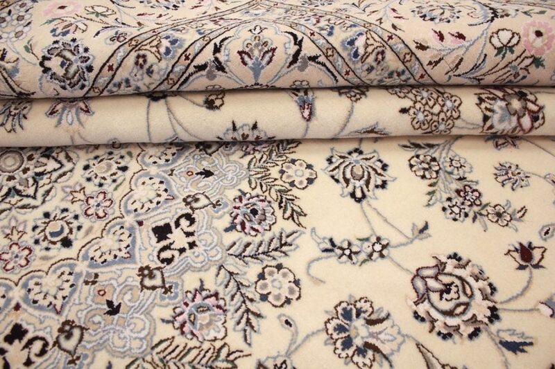 Nain Persian Rug 353 × 249 cm, wool & silk, hand-knotted — view 4