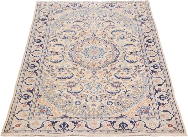 Nain Persian Rug 121 × 214 cm, Wool and Silk, hand-knotted — view 3 Nain Persian Rug 121 × 214 cm, Wool and Silk, hand-knotted — view 3