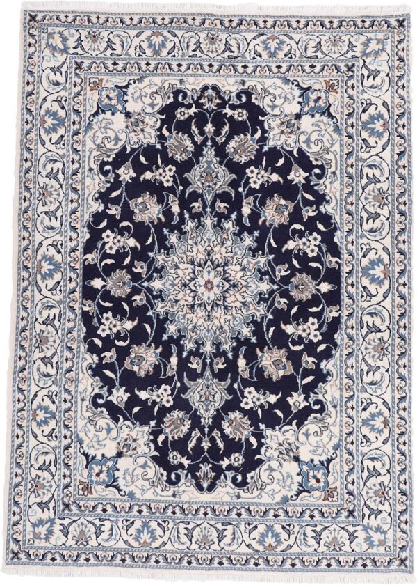 Nain Persian Rug 146 × 199 cm, Wool and Silk, hand-knotted Nain Persian Rug 146 × 199 cm, Wool and Silk, hand-knotted