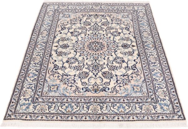 Nain Persian Rug 146 × 200 cm, Wool and Silk, hand-knotted — view 2