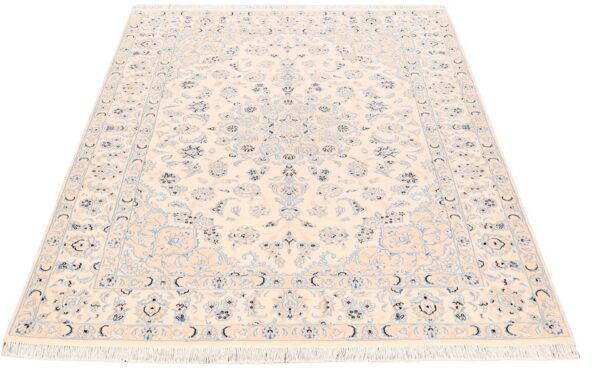 Nain Persian Rug 146 × 209 cm, Wool and Silk, hand-knotted — view 2 Nain Persian Rug 146 × 209 cm, Wool and Silk, hand-knotted — view 2