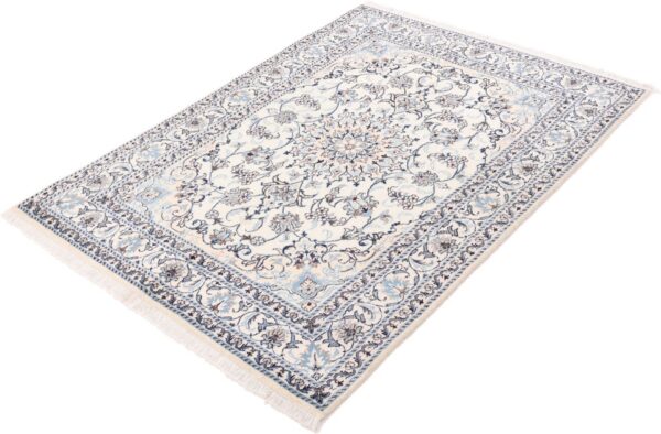 Nain Persian Rug 148 × 205 cm, Wool and Silk, hand-knotted — view 5
