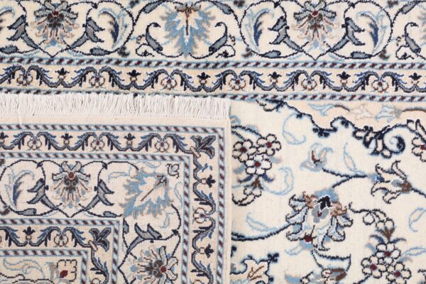 Nain Persian Rug 148 × 205 cm, Wool and Silk, hand-knotted — view 6