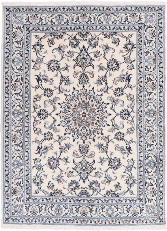 Nain Persian Rug 149 × 202 cm, Wool and Silk, hand-knotted Nain Persian Rug 149 × 202 cm, Wool and Silk, hand-knotted