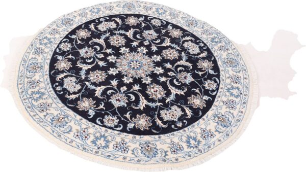 Nain Persian Rug 150 × 150 cm, Wool and Silk, hand-knotted — view 3