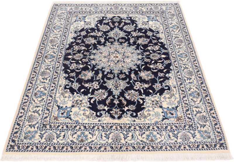 Nain Persian Rug 150 × 202 cm, Wool and Silk, hand-knotted — view 2