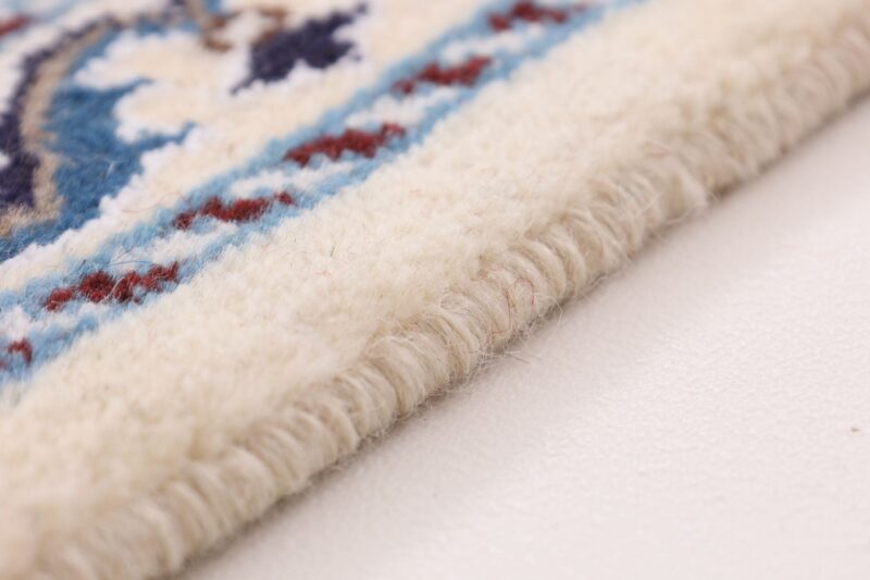 Nain Persian Rug 150 × 202 cm, Wool and Silk, hand-knotted — view 6