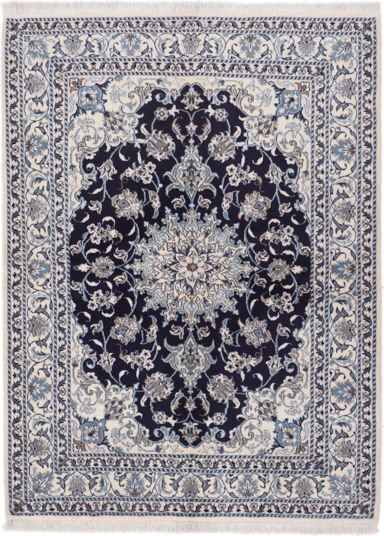 Nain Persian Rug 150 × 202 cm, Wool and Silk, hand-knotted