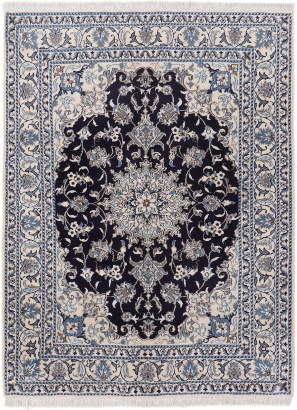 Nain Persian Rug 153 × 204 cm, Wool and Silk, hand-knotted Nain Persian Rug 153 × 204 cm, Wool and Silk, hand-knotted