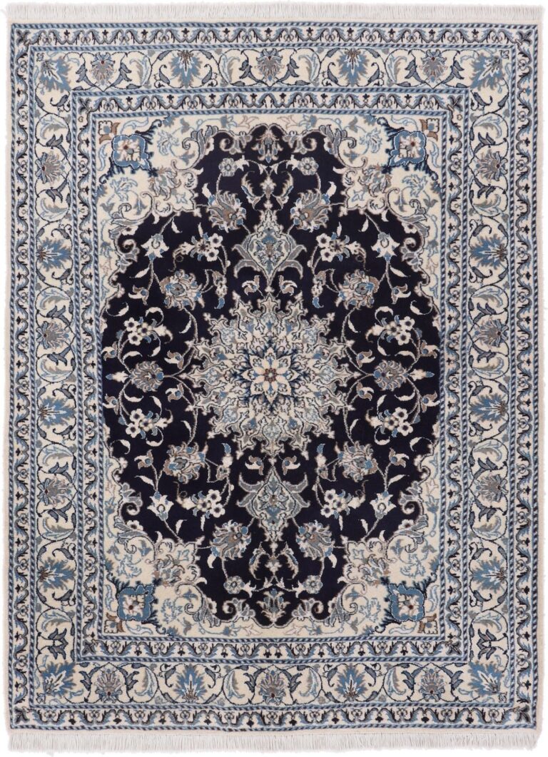 Nain Persian Rug 153 × 204 cm, Wool and Silk, hand-knotted