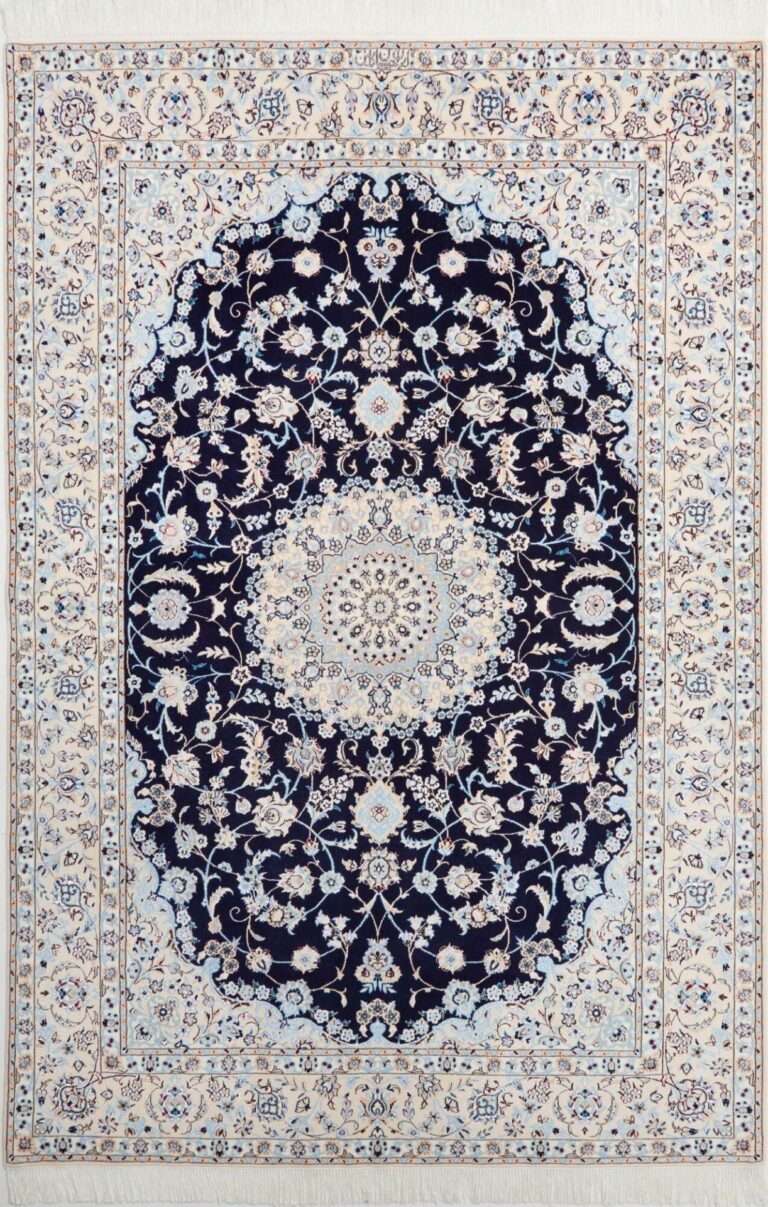 Nain Persian Rug 156 × 231 cm, Wool, hand-knotted